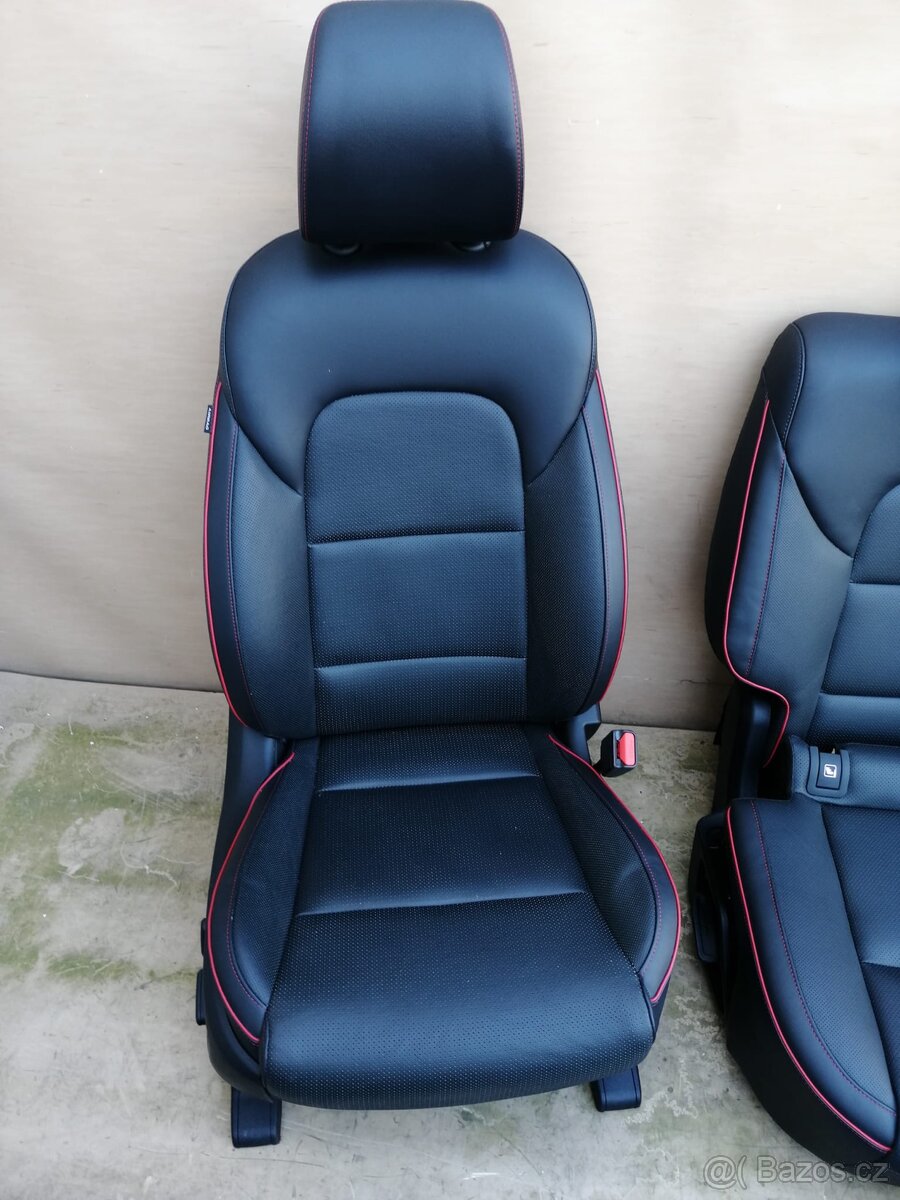 Kia Sportage GT sedadla - 2