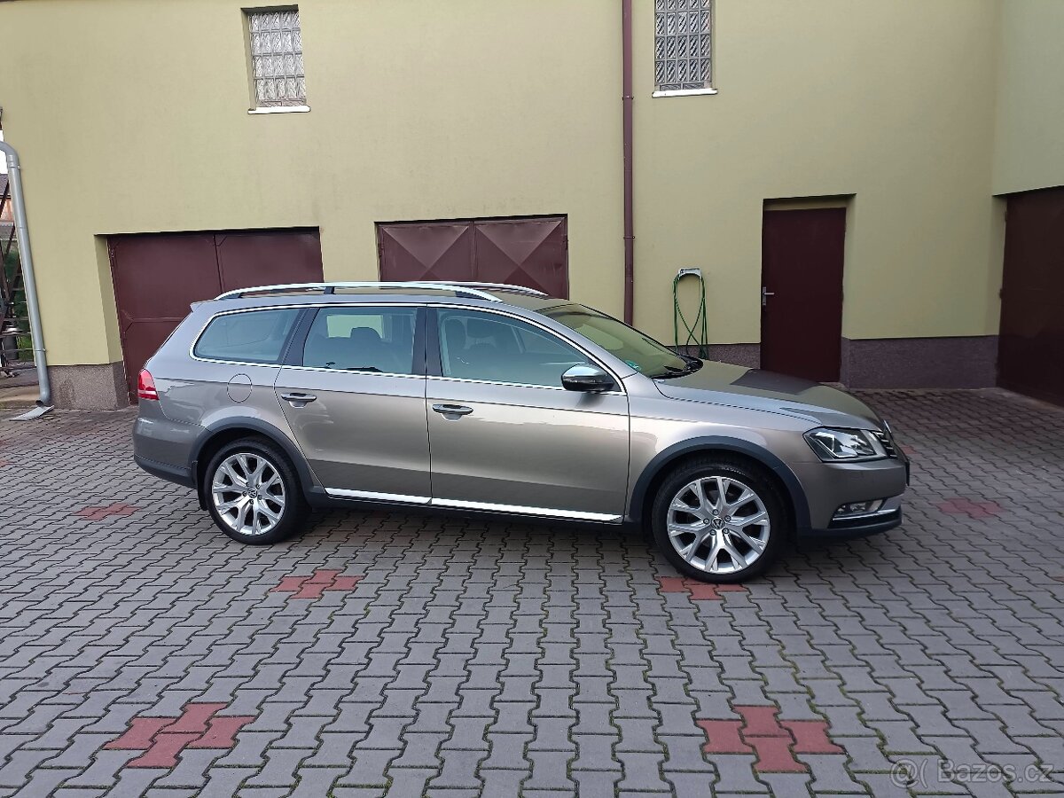 VW Passat B7 Alltrack 2.0 Tdi DSG 125 kW combi