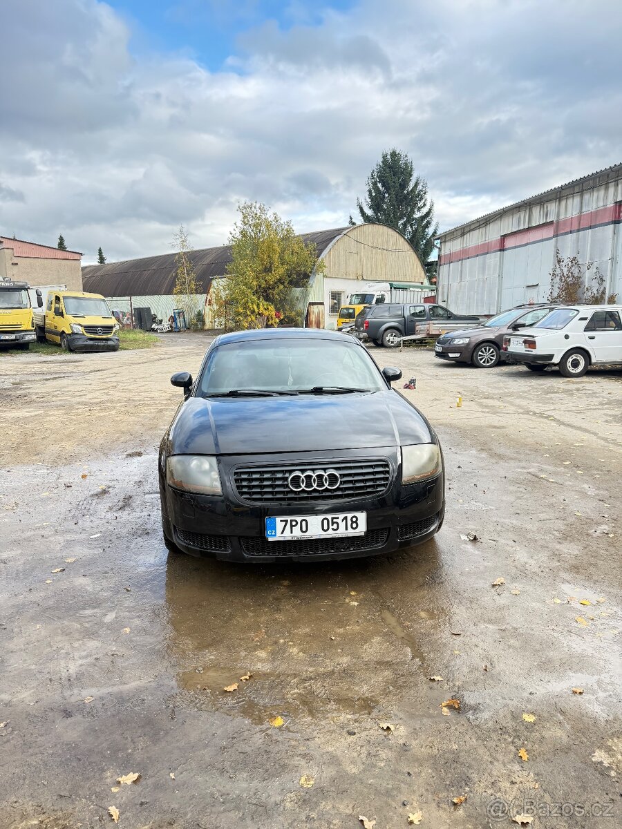 Audi tt 8n 132kw - 2