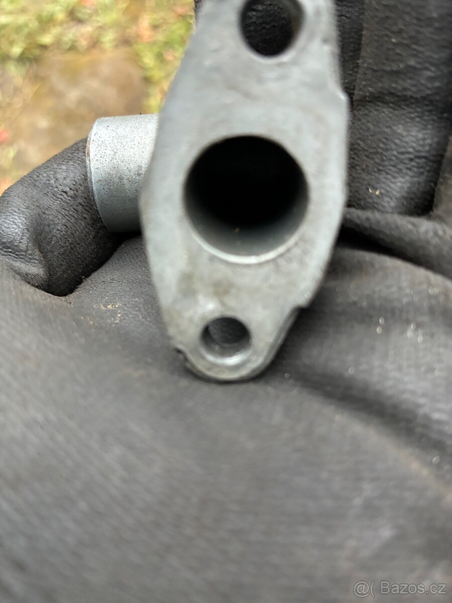 Sací kolínko k manet korádo - 2