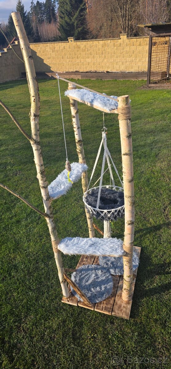 Škrabadlo, strom pro kočky - 2