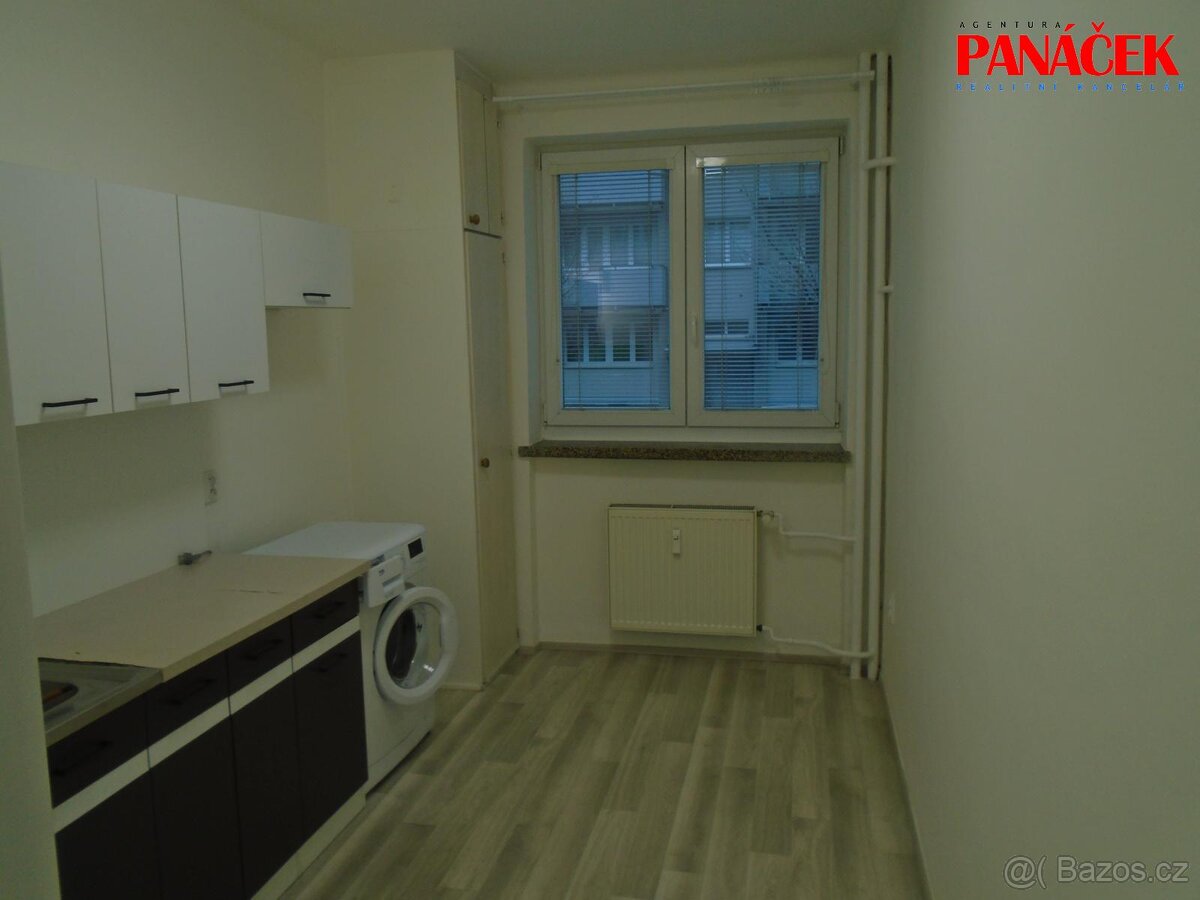 Pronájem bytu 1+1 Zlín rekonstrukce - 2