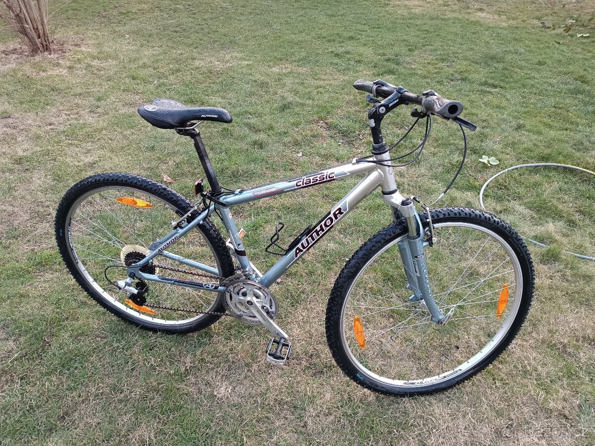 Trekové kolo Author Classic - 2