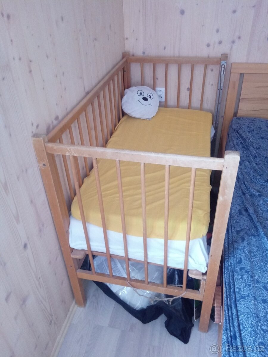 dětská dřevěná postýlka - 2