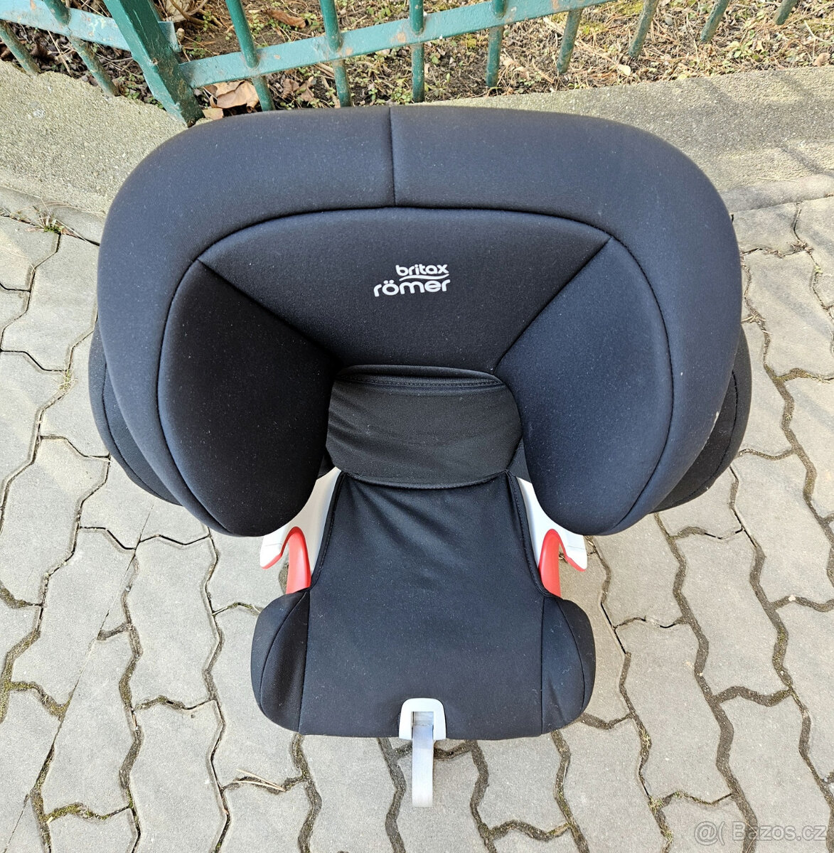 Autosedačka Britax Römer KIDFIX, černá, 15-36kg - 2