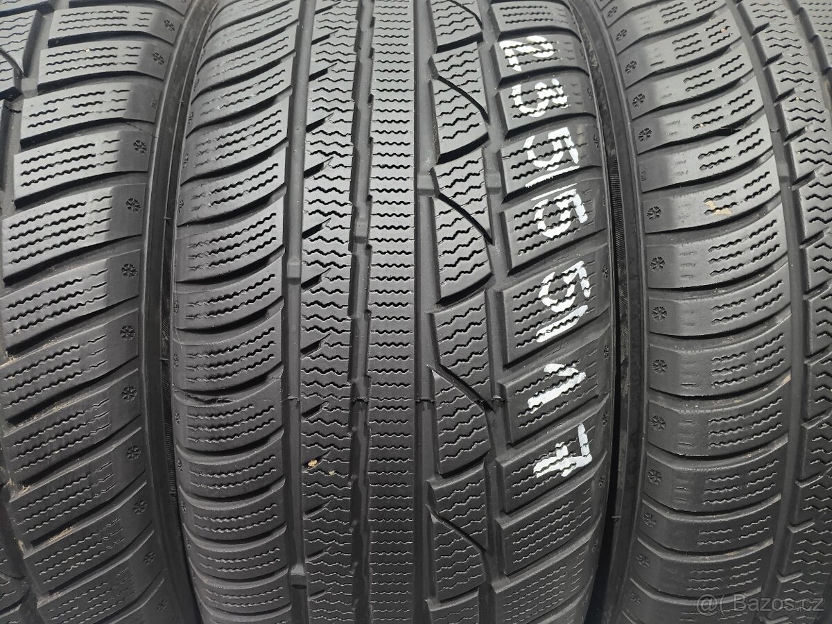 Zimní pneu 235/55/17 Star Performer - 2