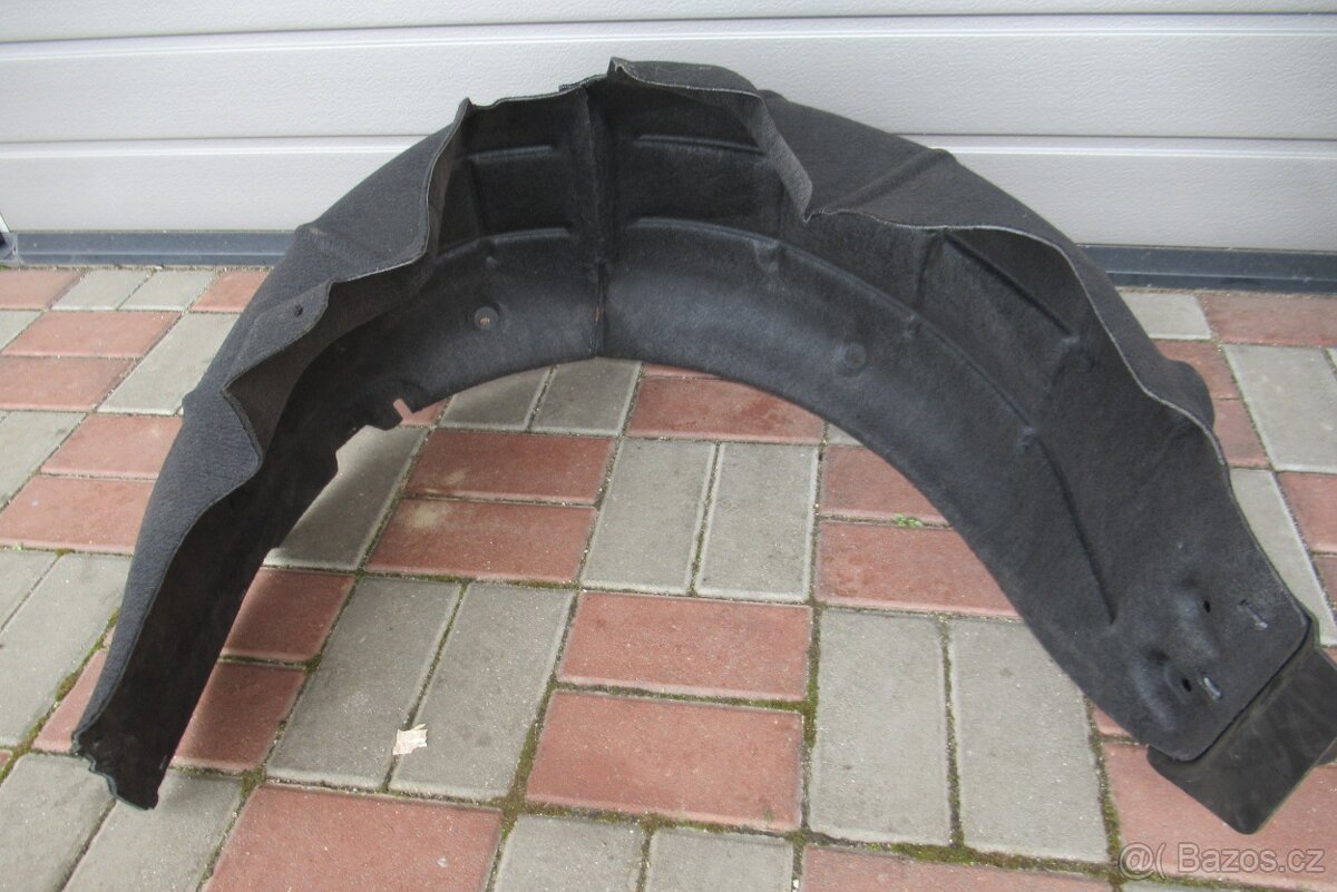 Podběh Škoda Octavia III - 2