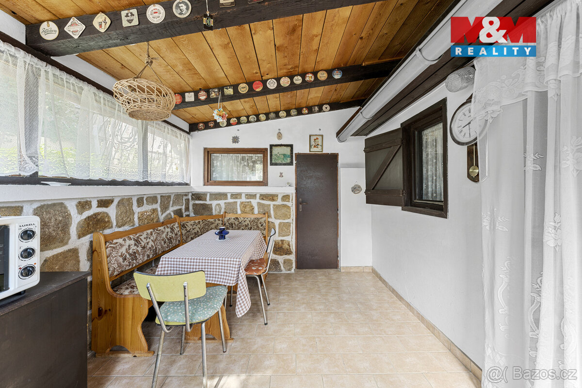 Prodej chaty v Malých Žernosekách - 2