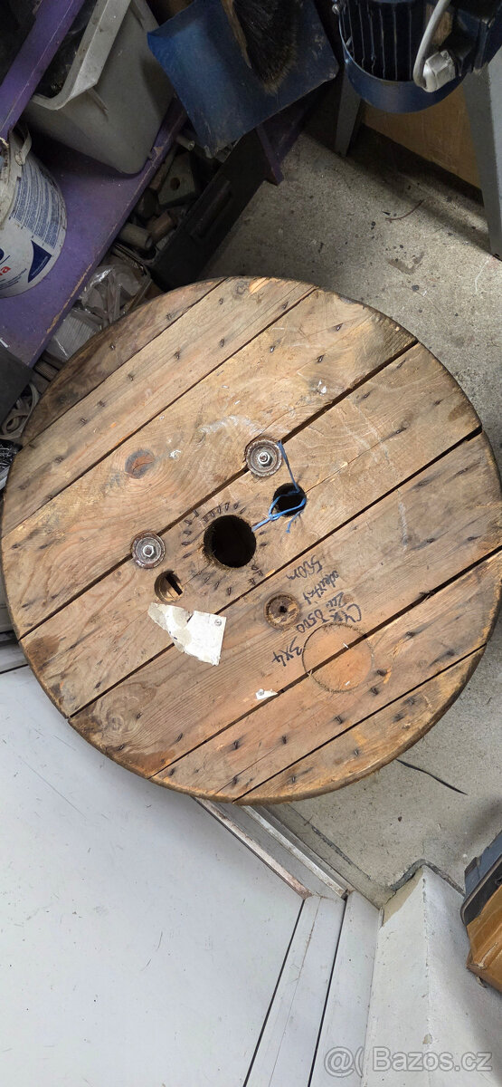 Kabelové cícky/bubny - 2