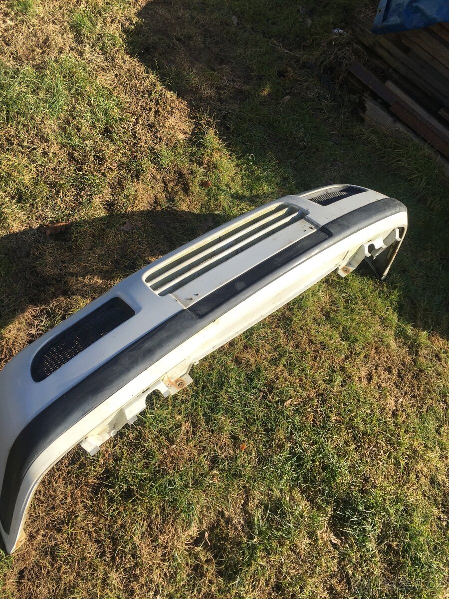 Přední nárazník skoda felicie - 2