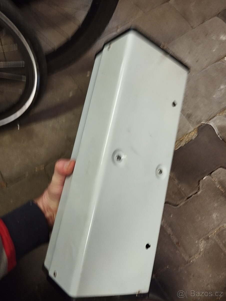 Pragotron překlápěcí - 2