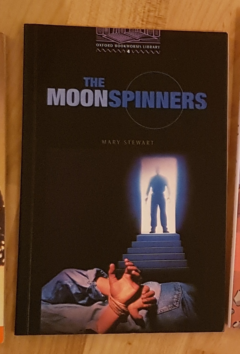 Pinguin readers Moonspinners + Catskill Eagle - 2
