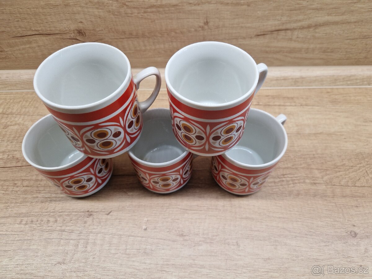 Retro hrnečky - 2