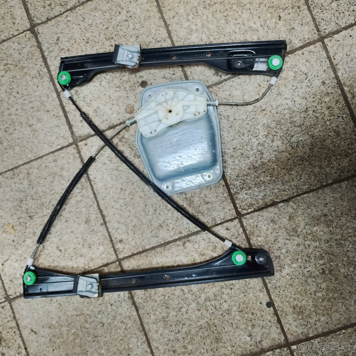 Stahovačka vw golf plus - 2