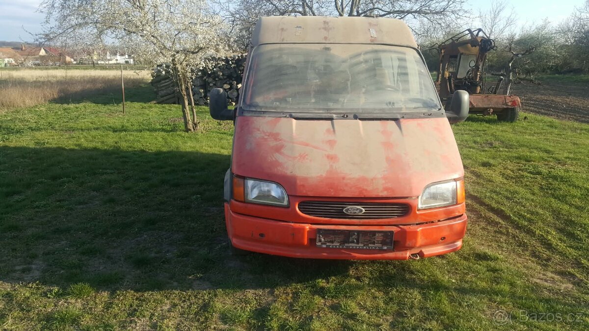 FORD TRANSIT 2,5D - 2