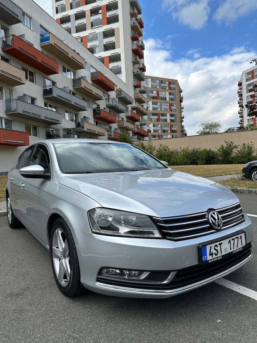 Volkswagen Passat - 2