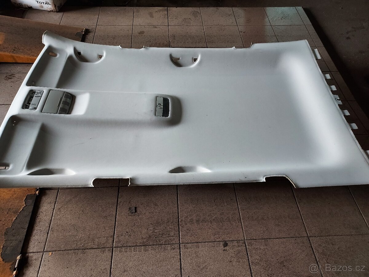 stropnice Octavia 2 kombi - 2