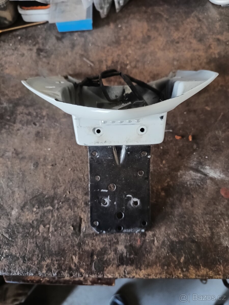 Držák SPZ Suzuki GSX-R - 2