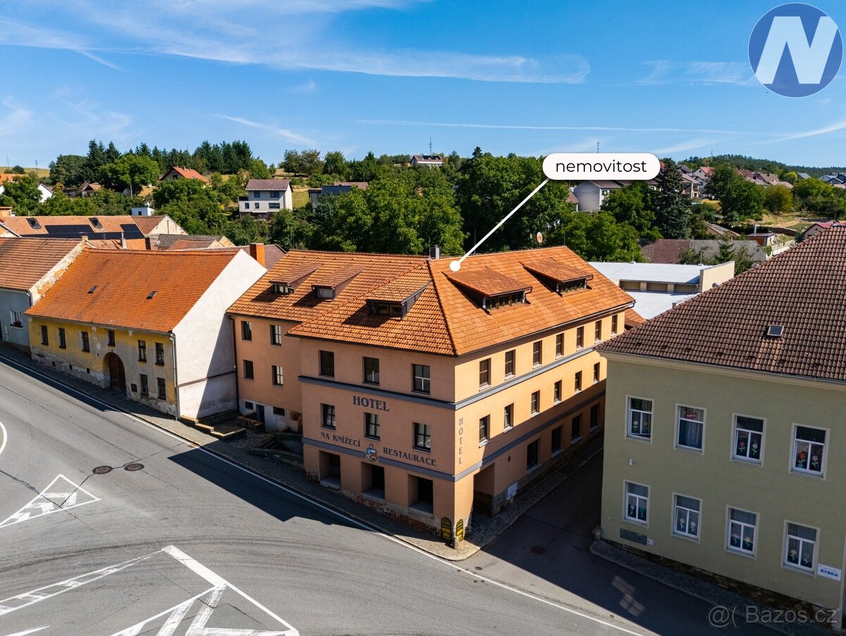 Prodej komerčního objektu, Komenského, Husinec - 2