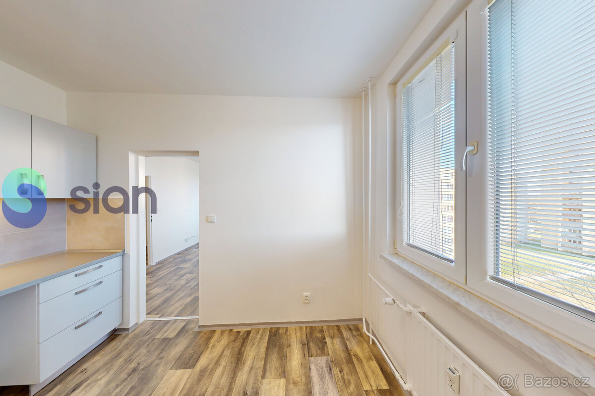 Prodej bytu 2+1, 44 m. ul. Břenkova, Ostrava - 2