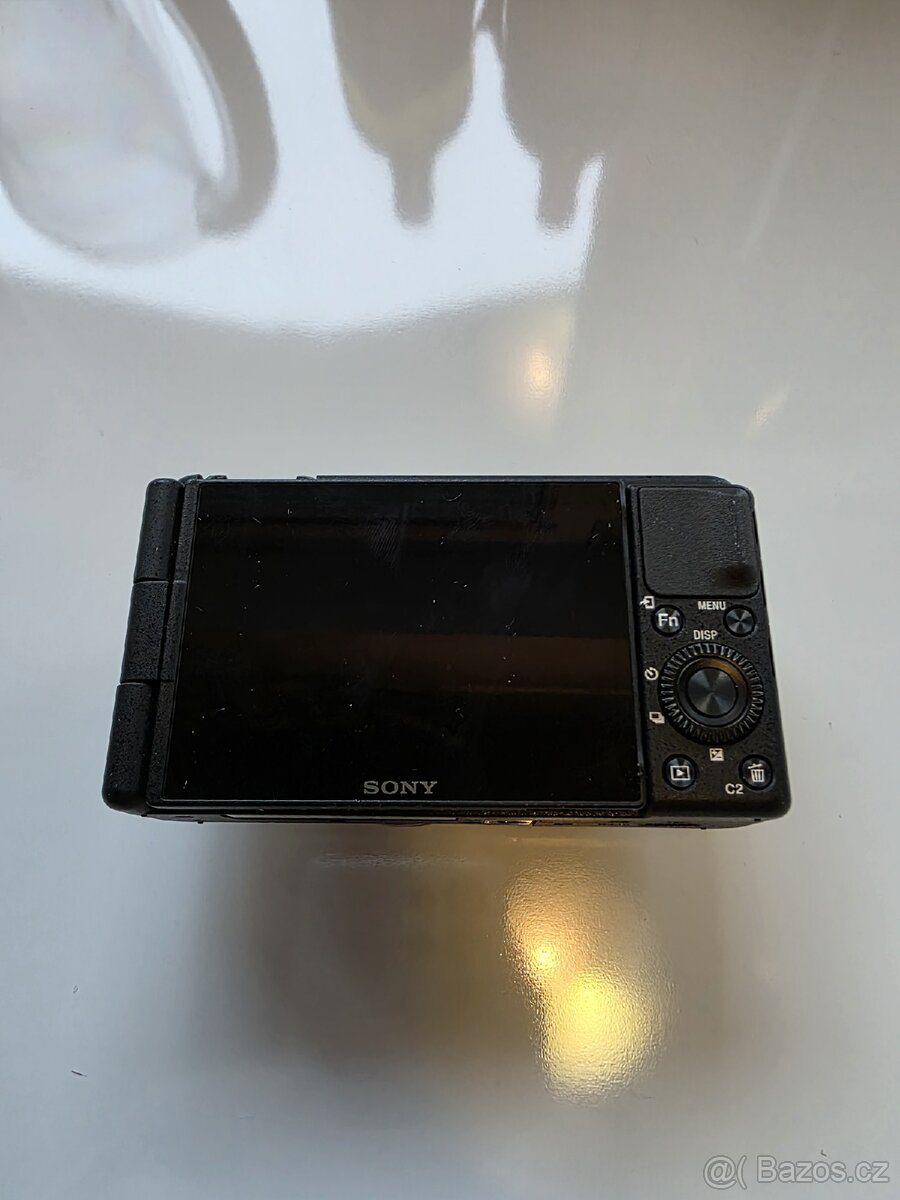 Vlogovací kamera/fotoaparát SONY ZV-1 - 2