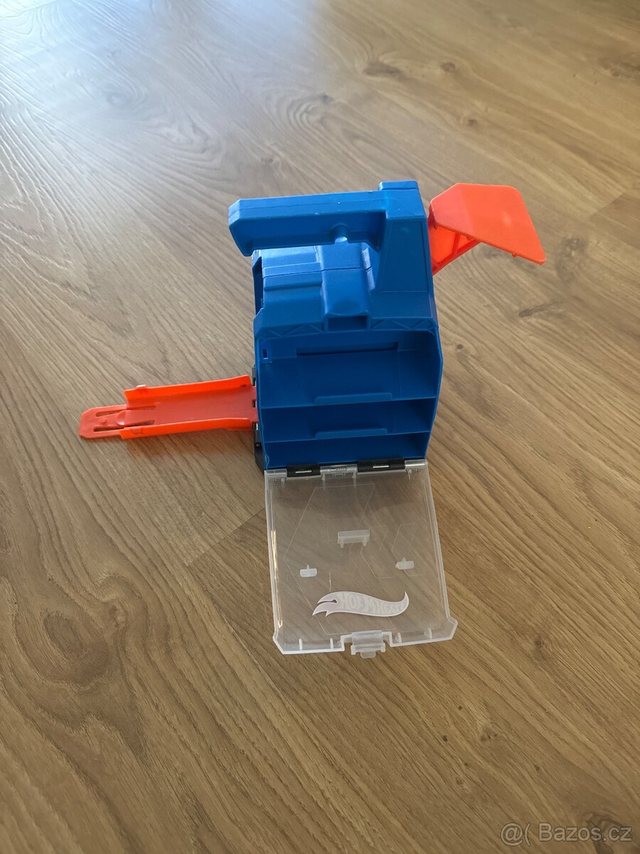 Hotwheels kufřík na 6 autíček - 2