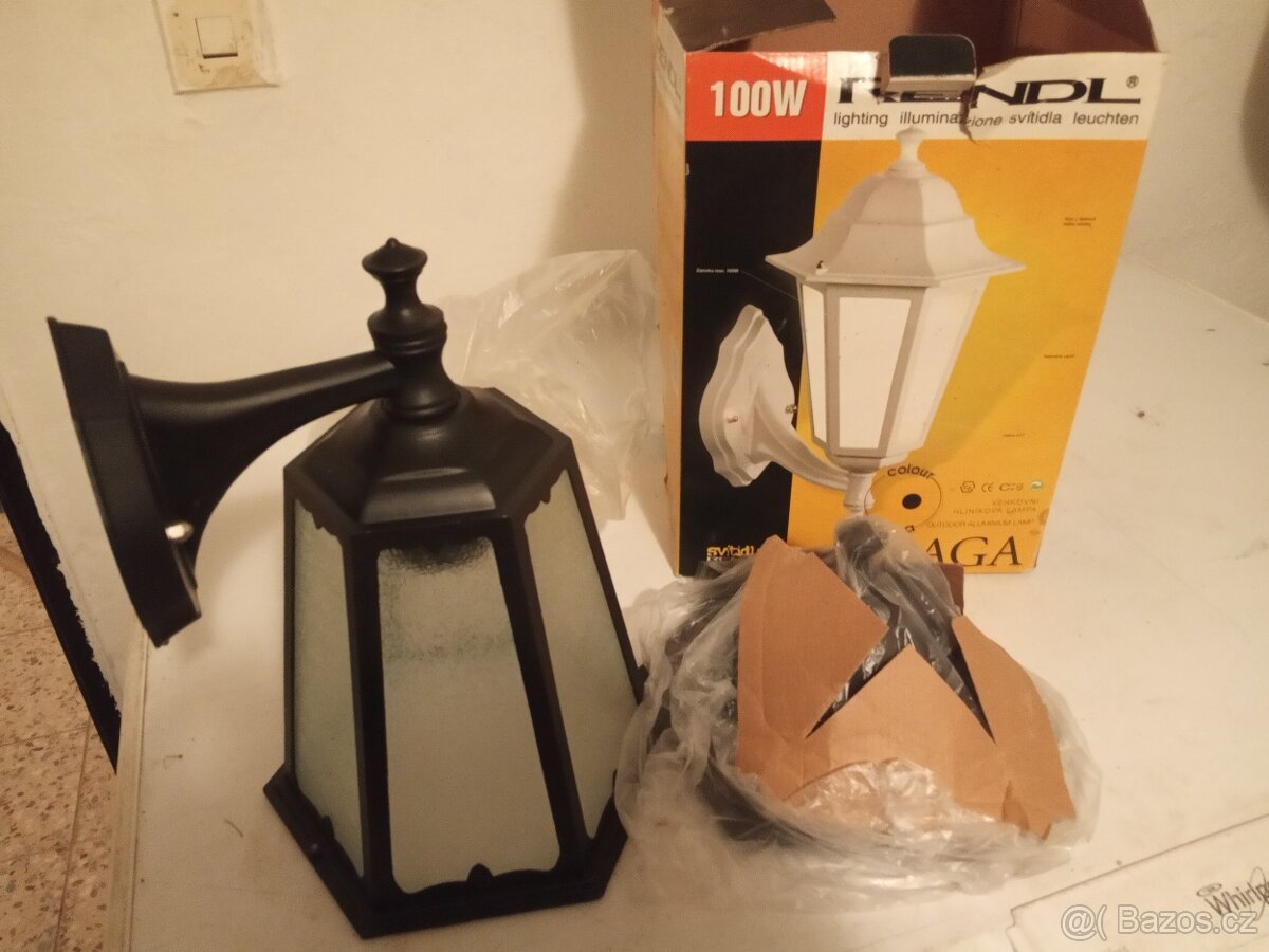 Venkovní nástěnné svítidlo RENDL - 2