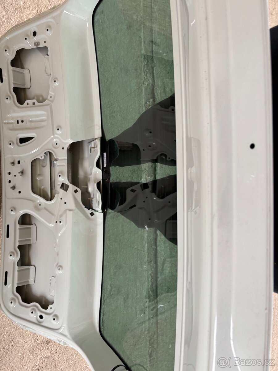 5. dveře Škoda Rapid - 2