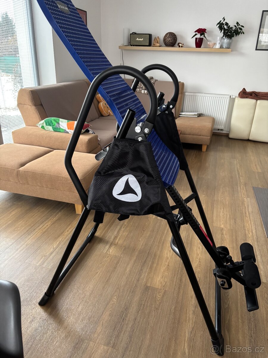 Autotrakční lehátko - 2