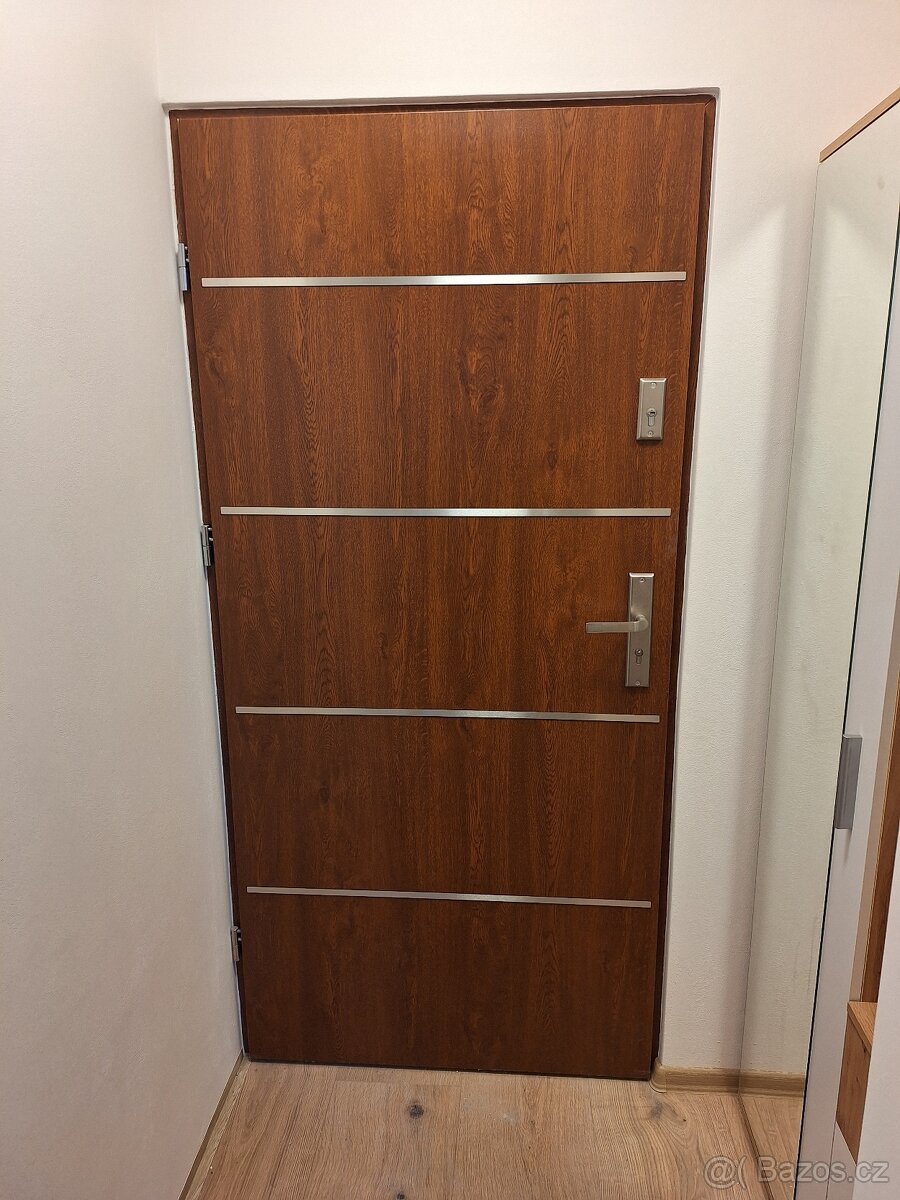 Nové vchodové dveře L 90 - 2