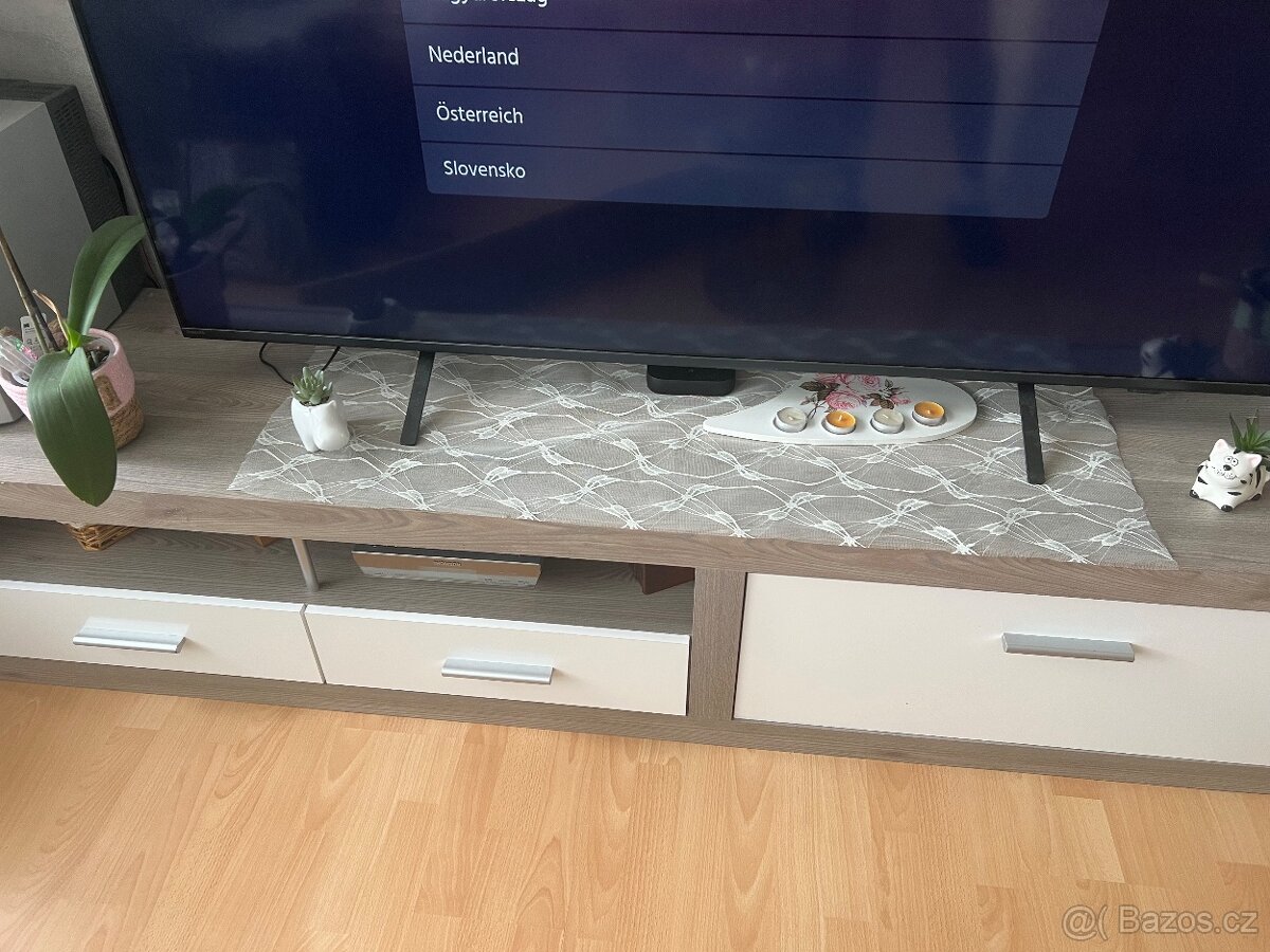 Prodám obývací stěnu - 2