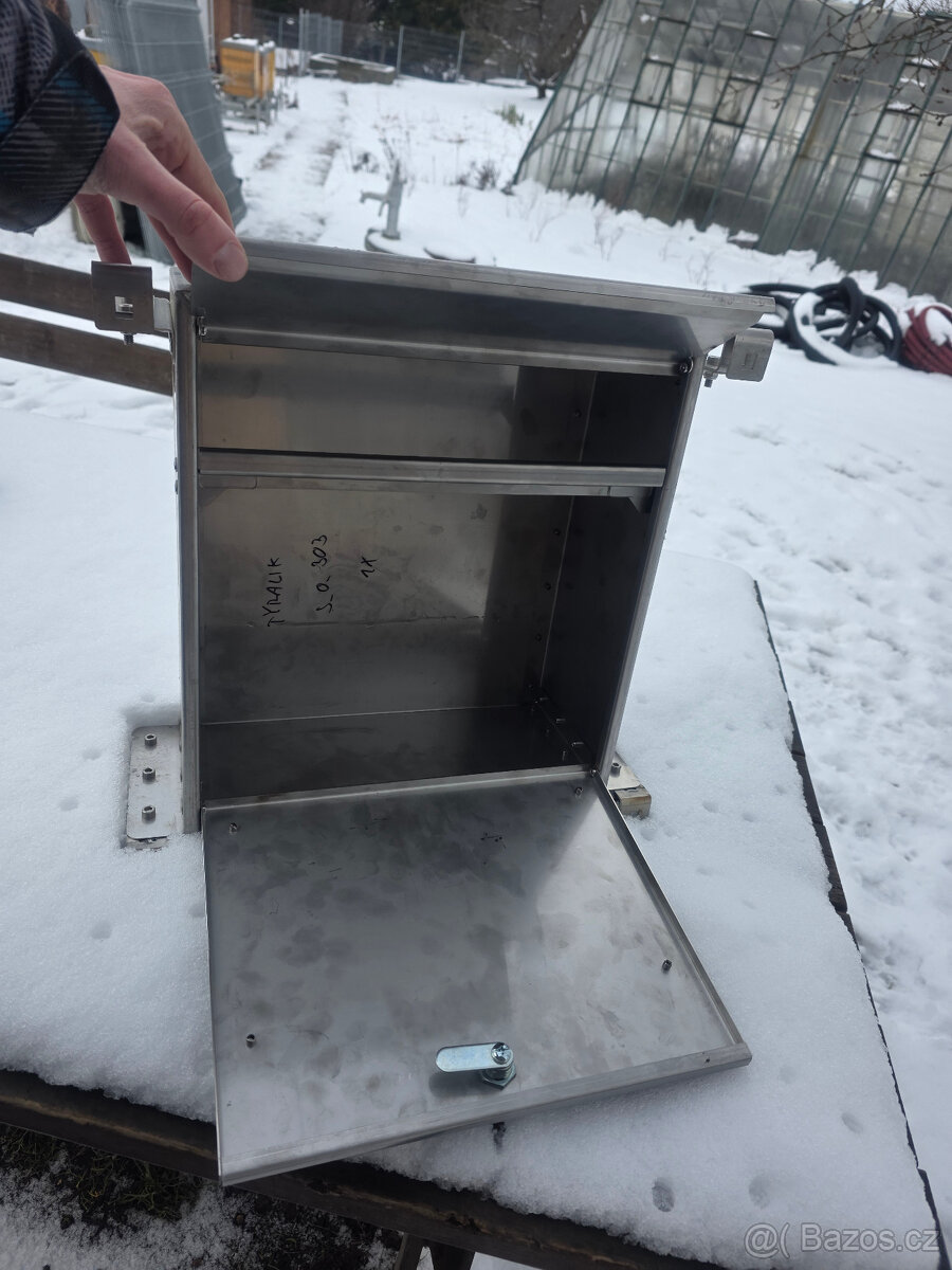 Poštovní schránka - 2