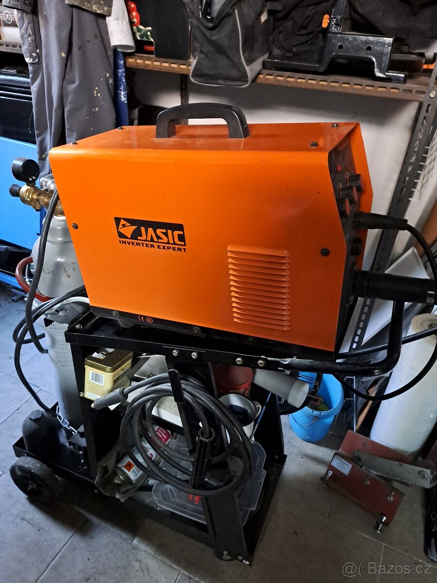 Svářečka CO2 MIG 160 - 2