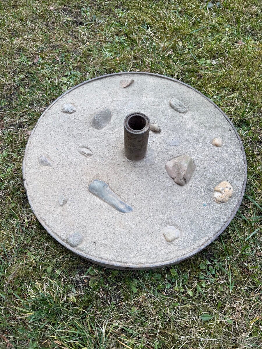 Stojan na slunečník - 2