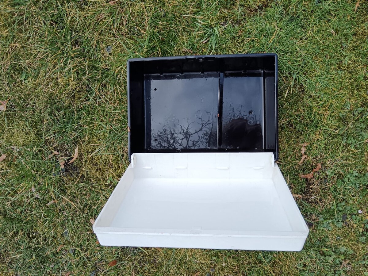 koupelnová skříňka plast - 2