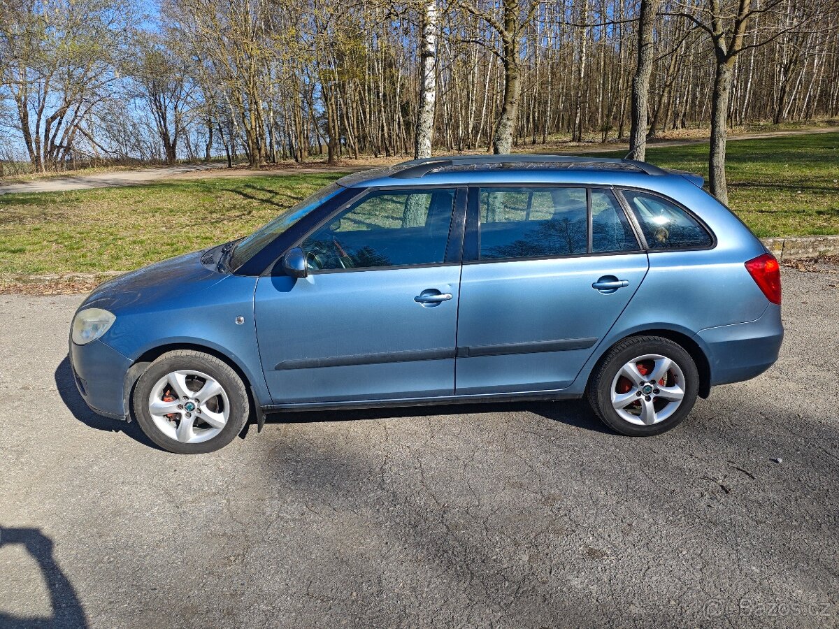 Škoda Fabia 2 combi 1,4 63kw - 2