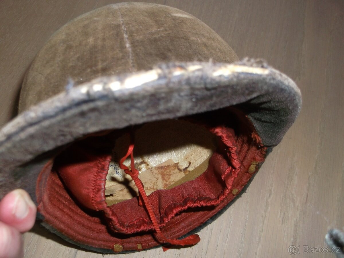 Jezdecká přilba - 2