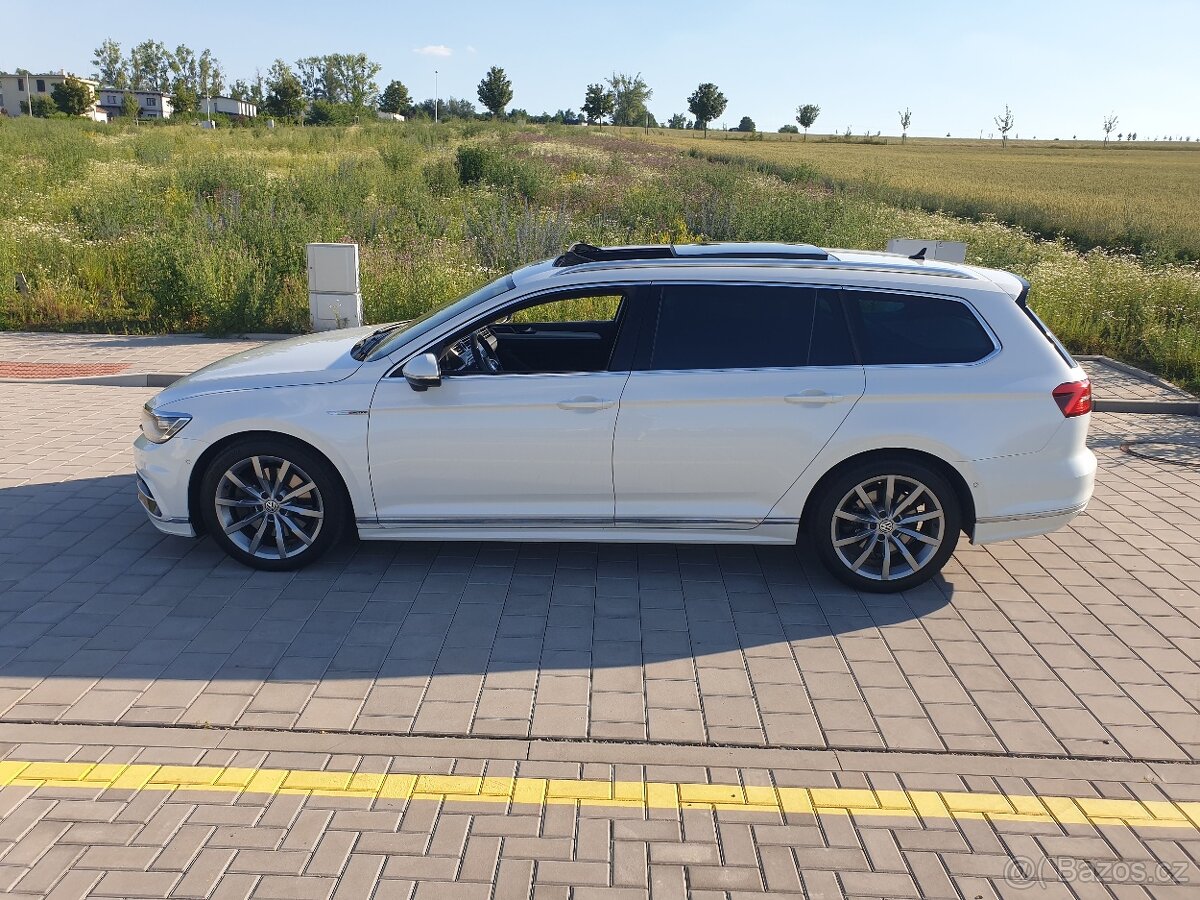 VW Passat Variant R-line 2,0 BiTDi 4x4 - 2