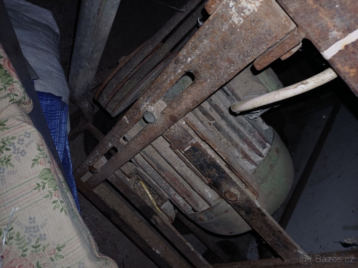 Stolní kotoučová pila - 2