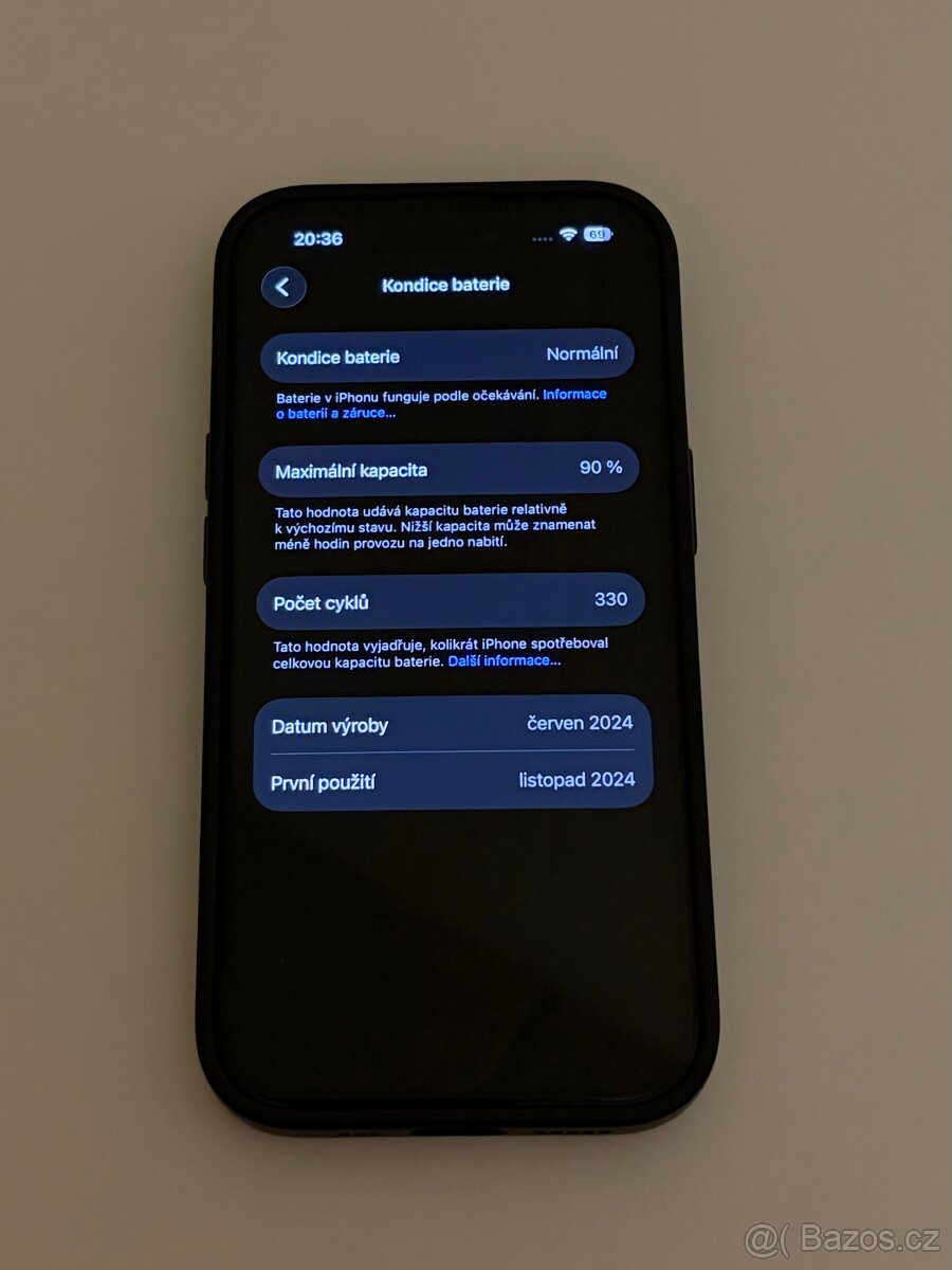 Prodám černý iPhone 15 – 128 GB - 2