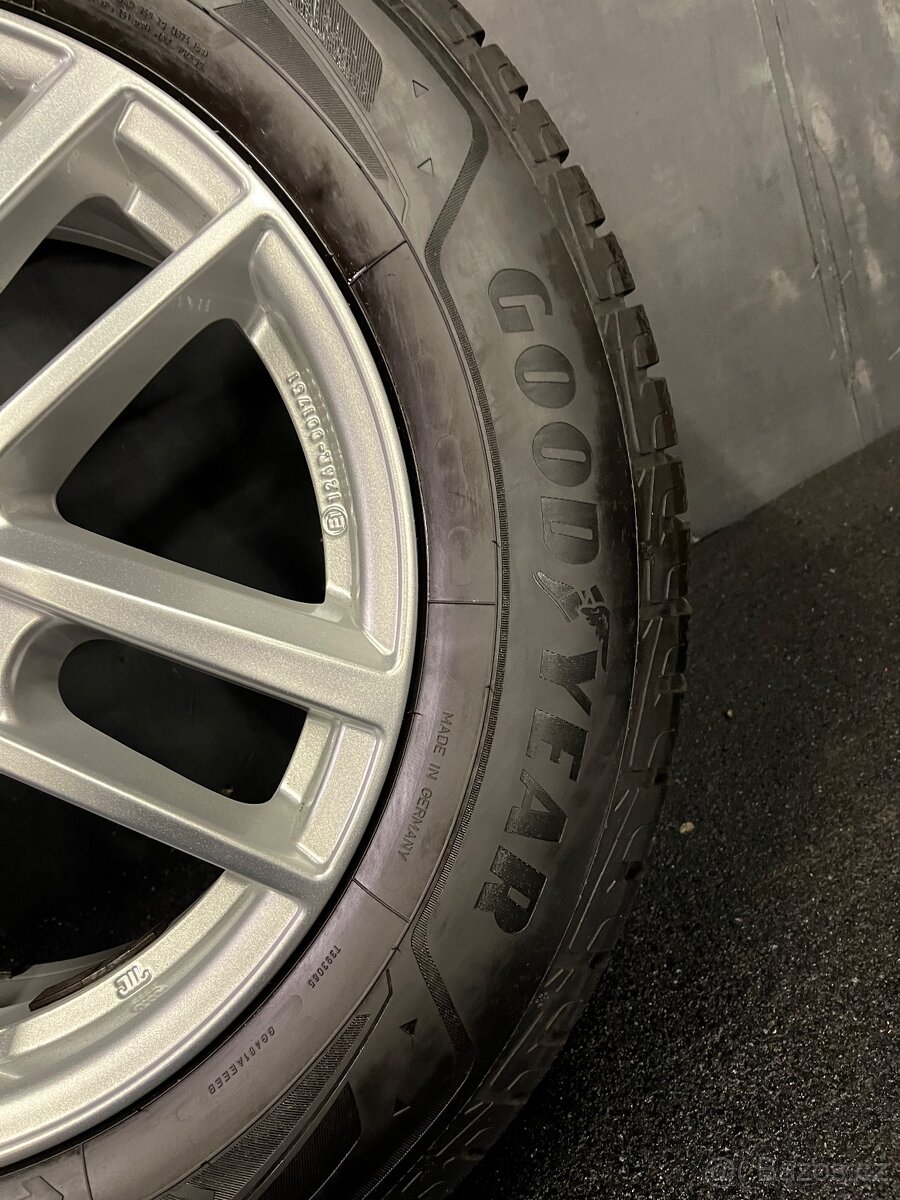 alu Kola RIAL 5x108 225/65/17 Ford kuga 7jx17h2 ET 40,5 - 2