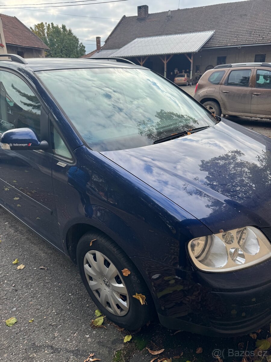 VW Touran - 2