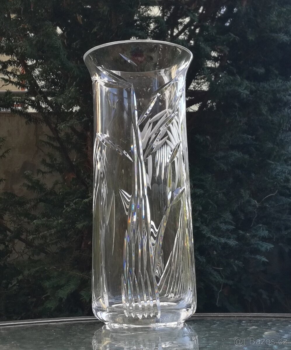 Starožitná bohatě broušená VÁZA - 29cm - 2