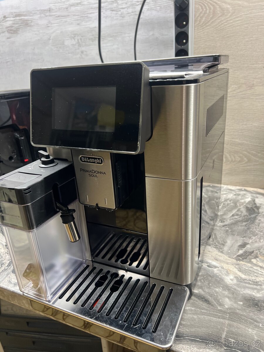 Delonghi PrimaDonna Soul - 2