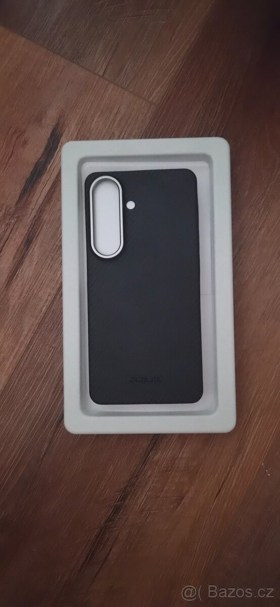 Pitaka Samsung Galaxy S26 - černý - 2