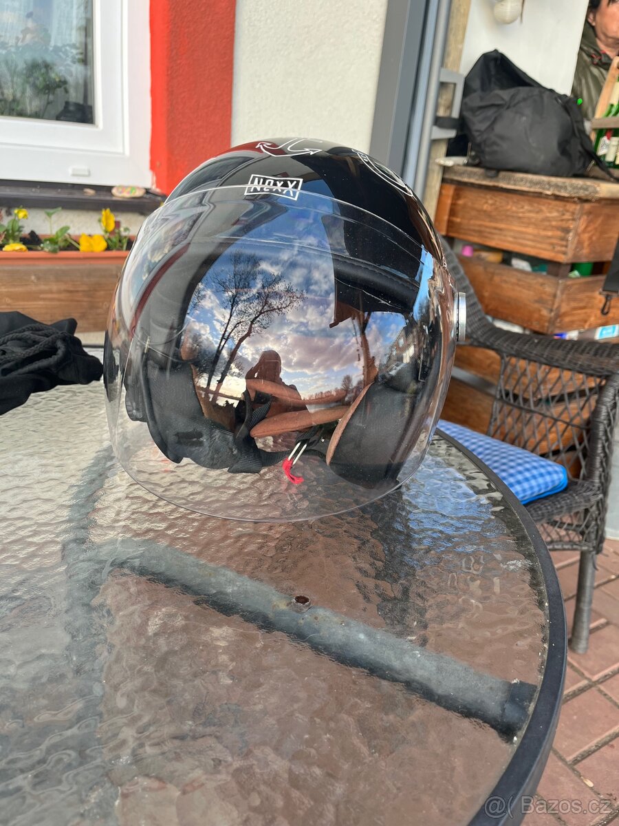 Přilba - 2