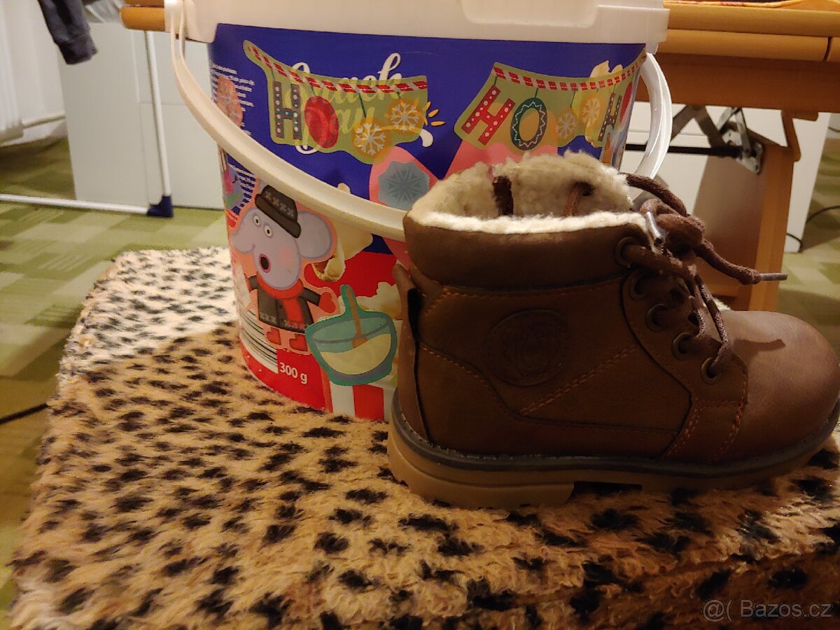 Dřevěné kostky a skládačky - 2