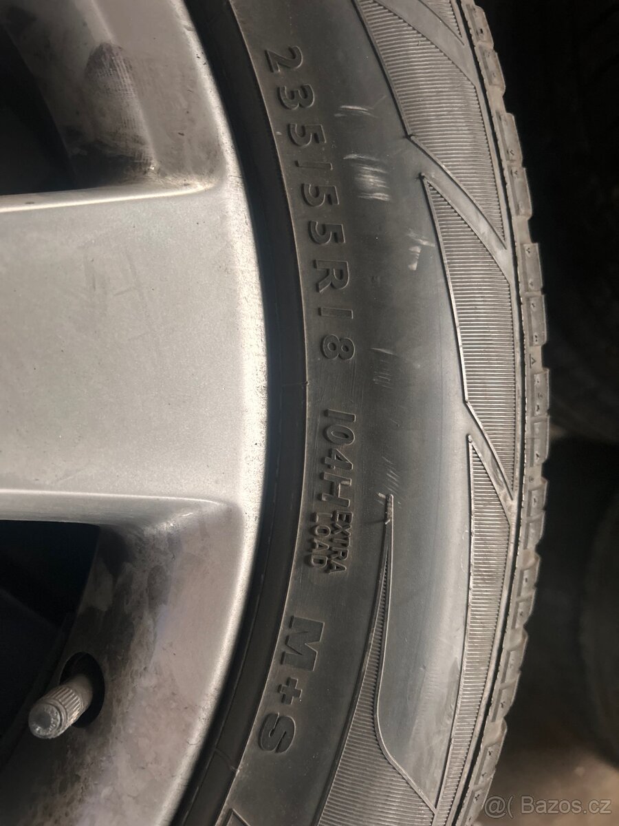 Audi A8 cena za komplet - 2