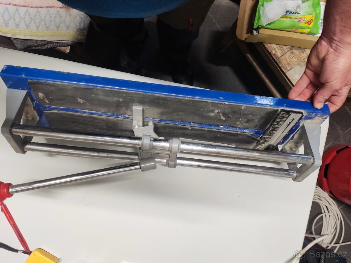 Řezačka dlažby 50cm - 2