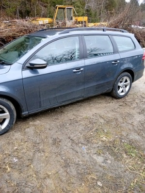 Díly na VW Passat b7, variant, 1.6 tdi, 77 kW - 2